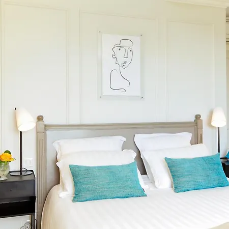 Le Port D'attache Bed & Breakfast 2*